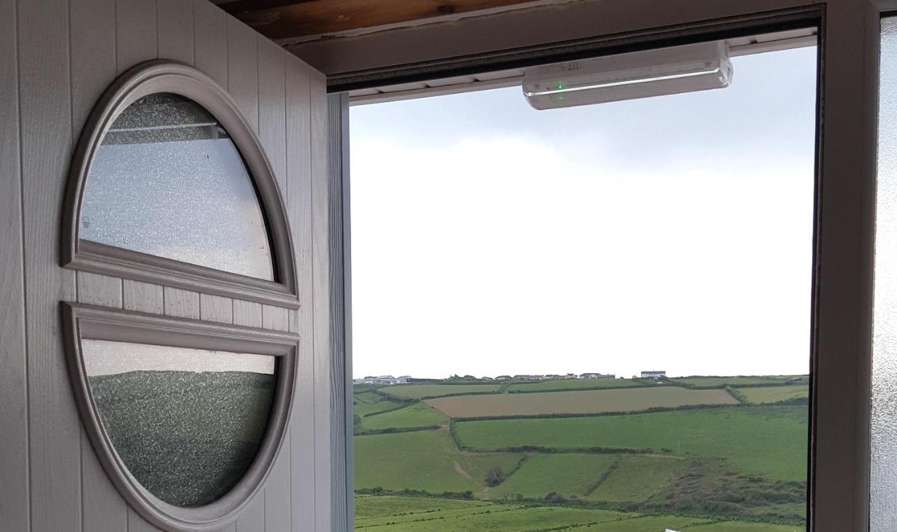 Mawgan Porth Apartments Eksteriør bilde